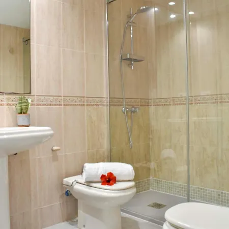 Dona Tori Apartment *